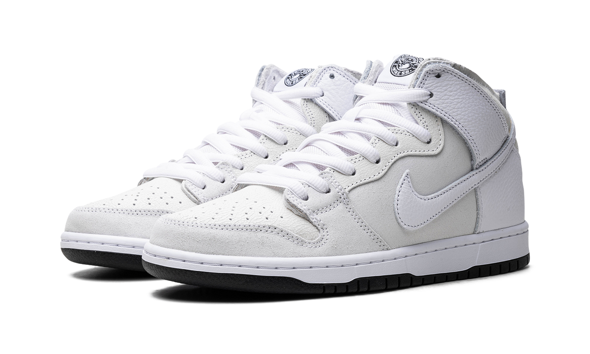 SB Dunk High "Antihero" HM5837 100