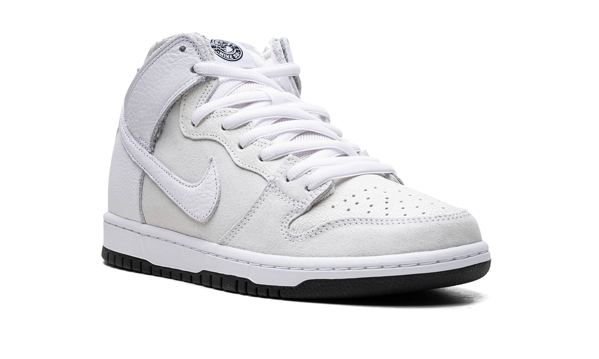 SB Dunk High "Antihero" HM5837 100